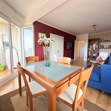 Apartamento En La Playa Mogro Con Parking Privado Miengo